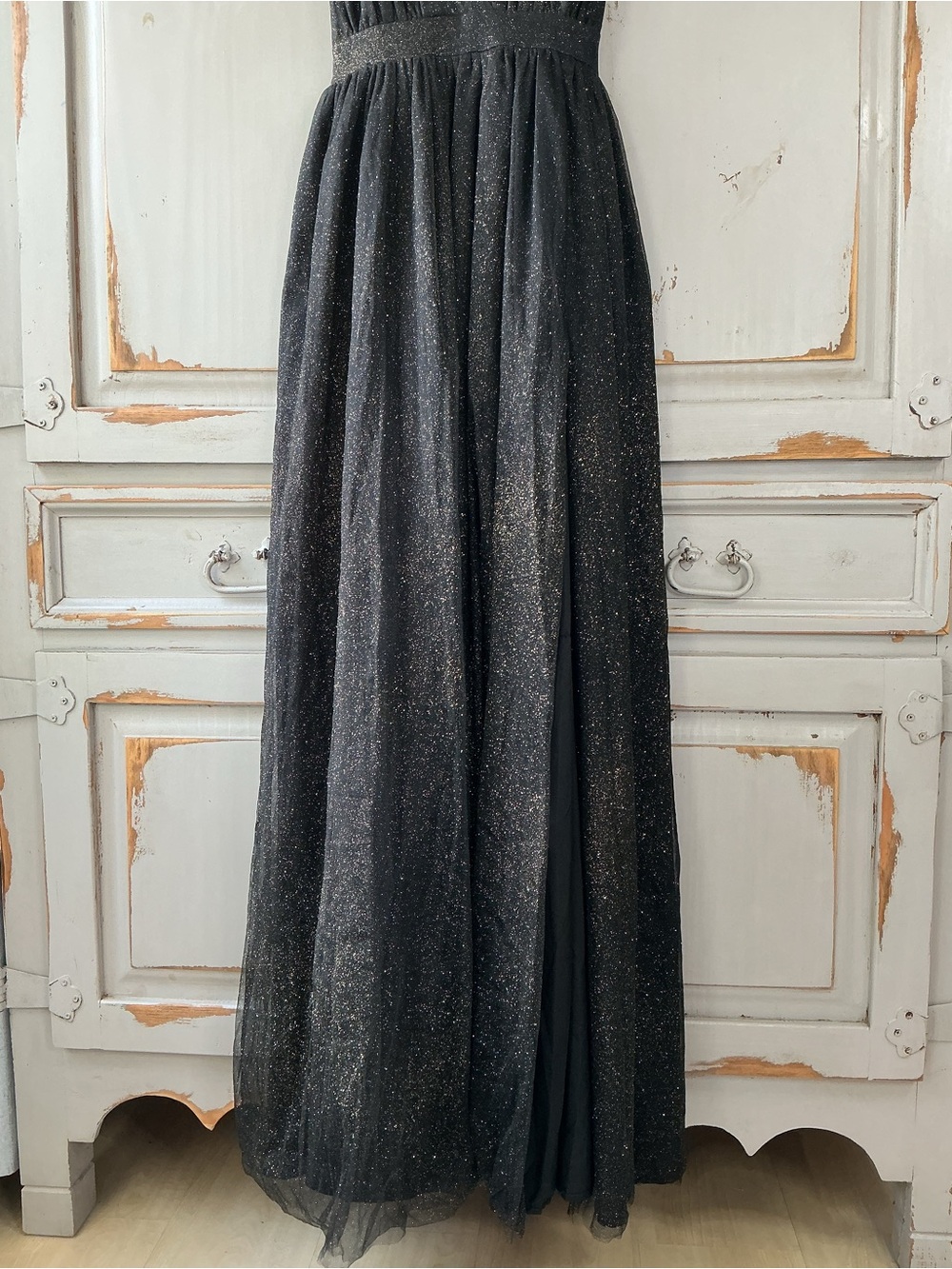 Showpo | Angelina Plunge Neck Black Gold Glitter Maxi Dress Formal Gown US 6 NWT - Picture 4 of 11